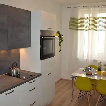Appartamento Cosy Aura 3, 100m From Amphitheater *