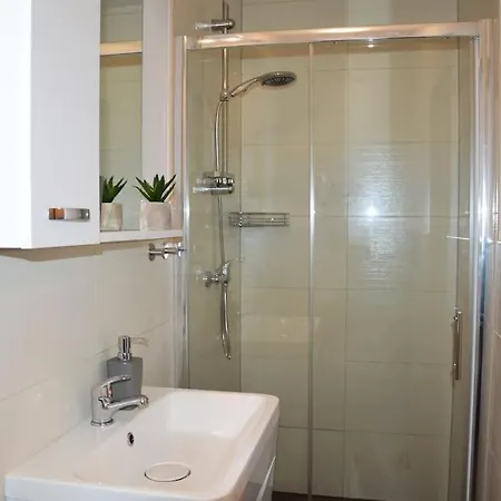 Appartamento Cosy Aura 3, 100m From Amphitheater Pola